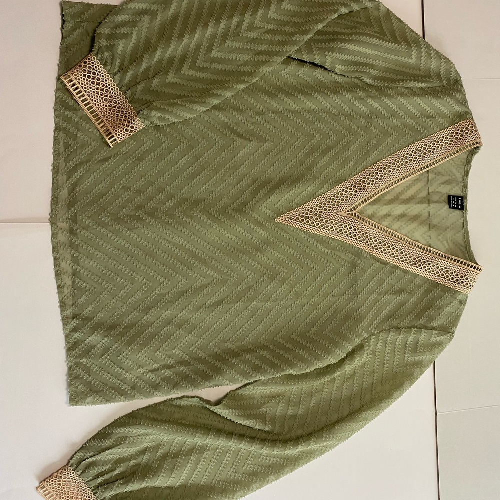 SHEIN Sage Green Long Sleeve‎ Textured Fabric with V-neck Cream Lace and Sleeves